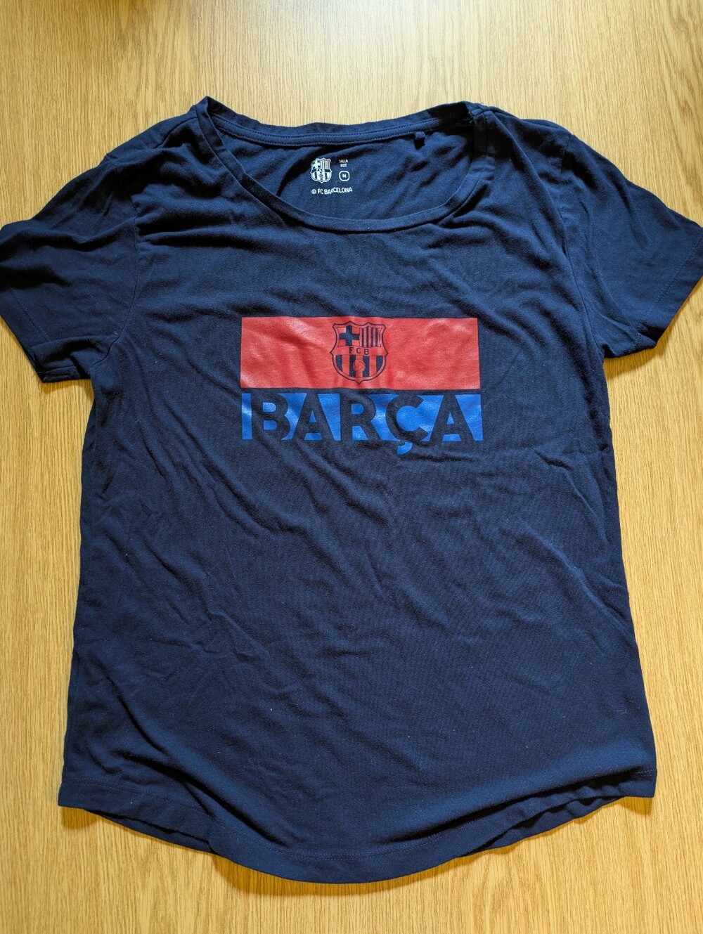 Official FC Barcelona 'Barça' Logo Tee, Women's Medium, Navy Blue Soccer New